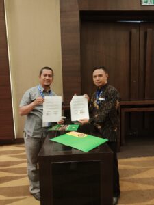 Penandatanganan MoU antara Jurusan Informatika UIN Syekh Nurjati Cirebon dan Fakultas Teknik dan Ilmu Komputer Universitas Dharmawangsa